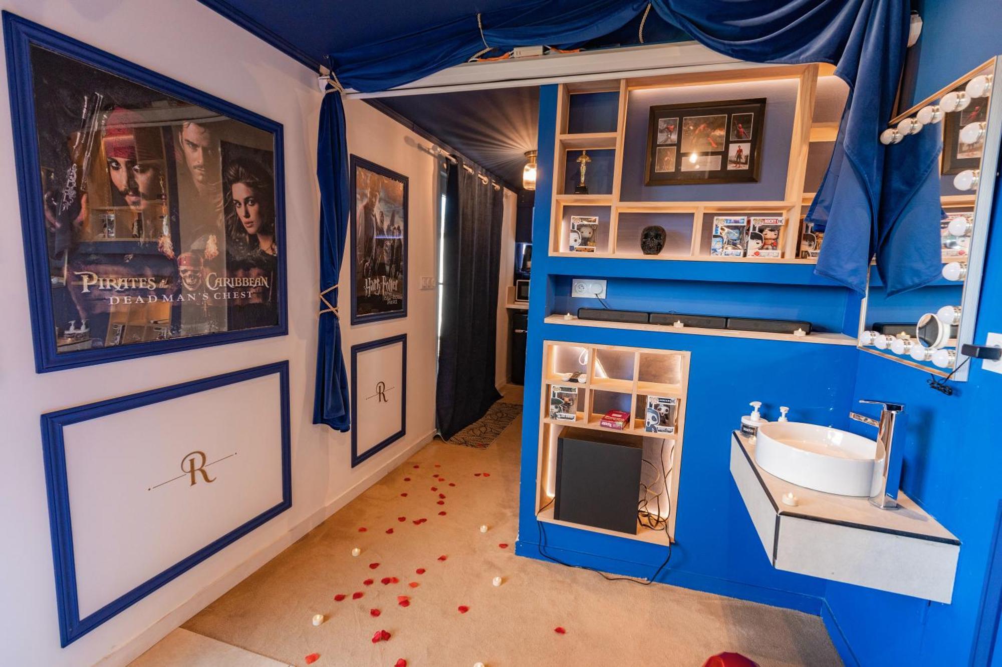 L'Experience Love Room Saint-Jean-Bonnefonds Exterior photo